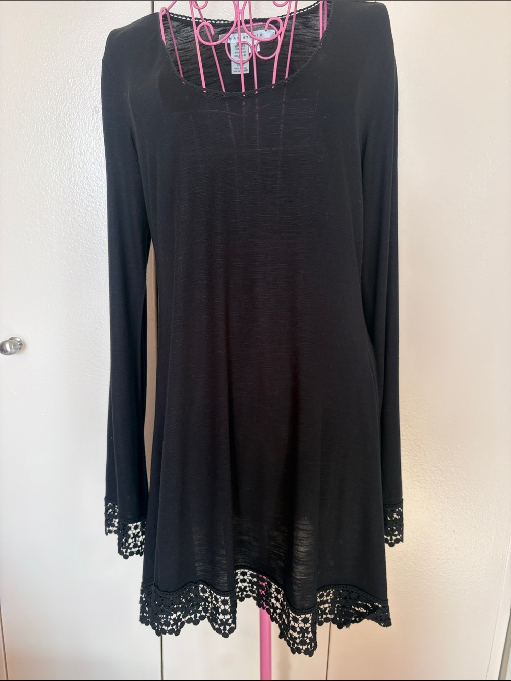 Max Studio Black Long-Sleeve Tunic with Crochet Hem